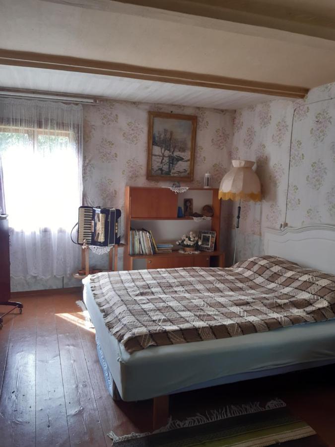 Brivdienu Lauku Maja Budnieki Akmendziras Exterior photo